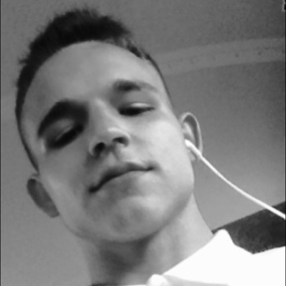 Meet your Posher, David - Picture 1 of 1